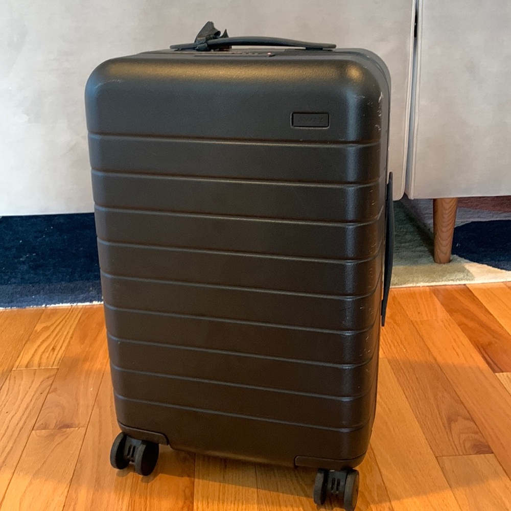 Away Carry On - Black